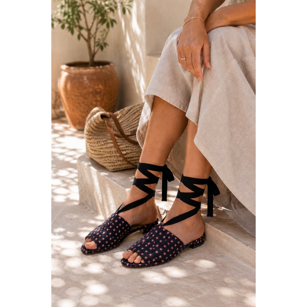NEW Sam Edelman Theodora Sandals Women 8 Navy Blue Geometric Ribbon Tie Low Heel